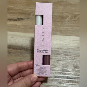 Mally under makeup perfector duo